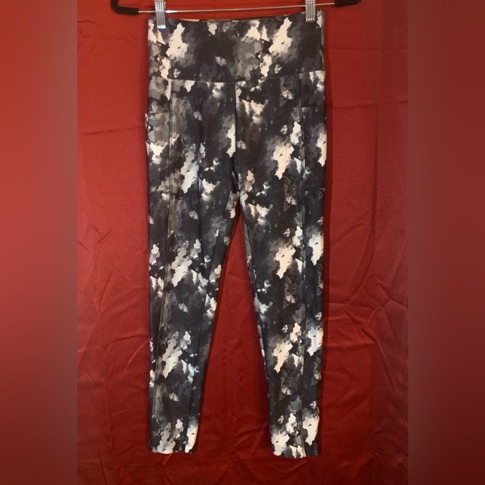 Bally Total Fitness high-waisted legging Size Medium Multicolor